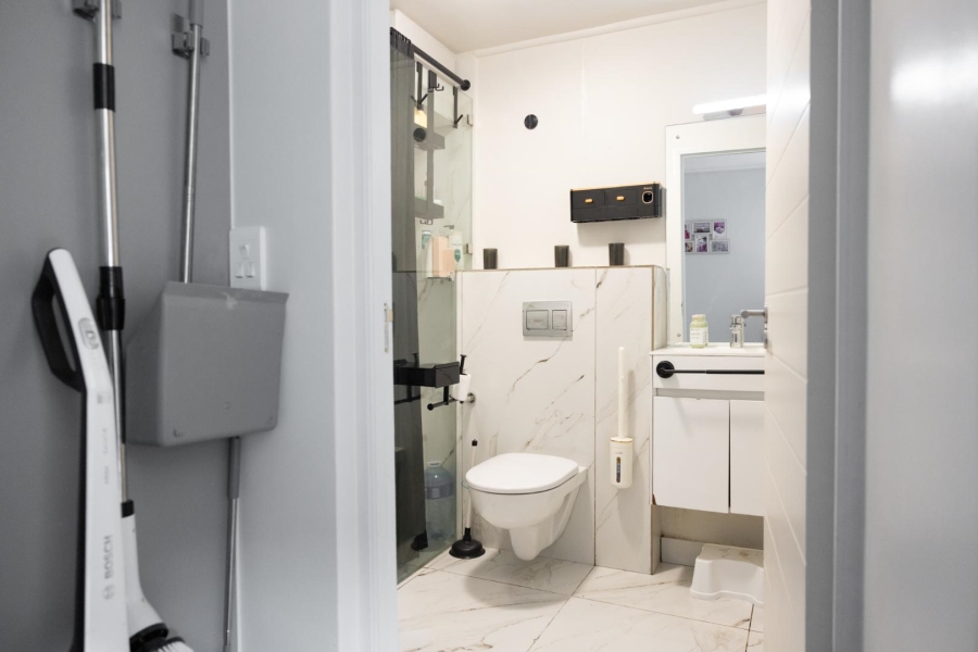 2 Bedroom Property for Sale in Simons Town Western Cape
